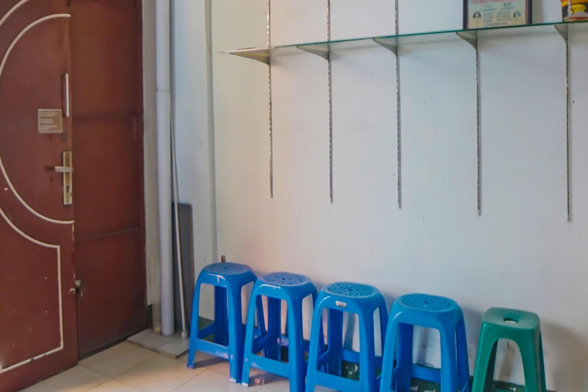 Oyo 92235 Guesthouse Rantang Medan Exteriér fotografie